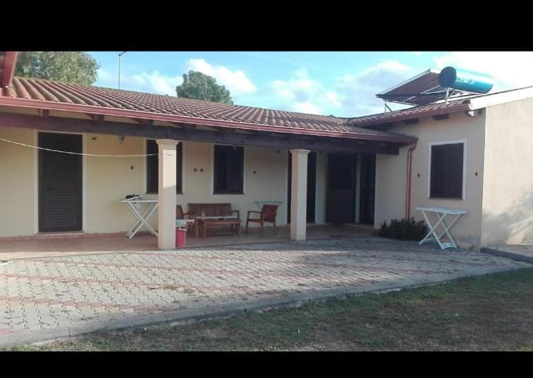 Agriturismo Da Patrizia Simaxis ภายนอก รูปภาพ