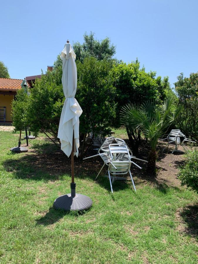 Agriturismo Da Patrizia Simaxis ภายนอก รูปภาพ