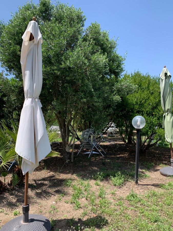 Agriturismo Da Patrizia Simaxis ภายนอก รูปภาพ